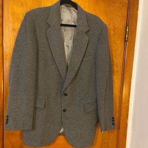 🎉Final Sale🎉Embassy Square” 💯 Camel Hair Gray Coat